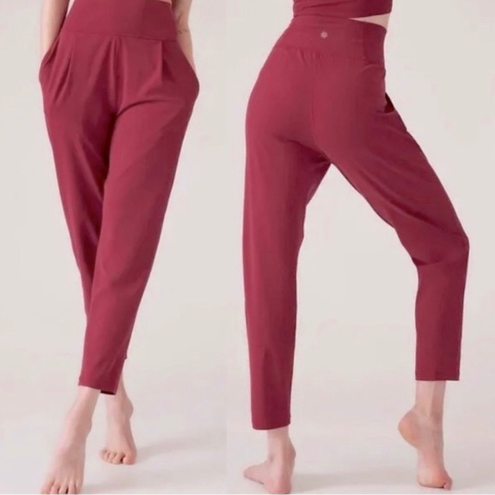 Athleta Elation Joggers Ankle Pants High Waisted Pleated Slim Tapered Leg‎ small